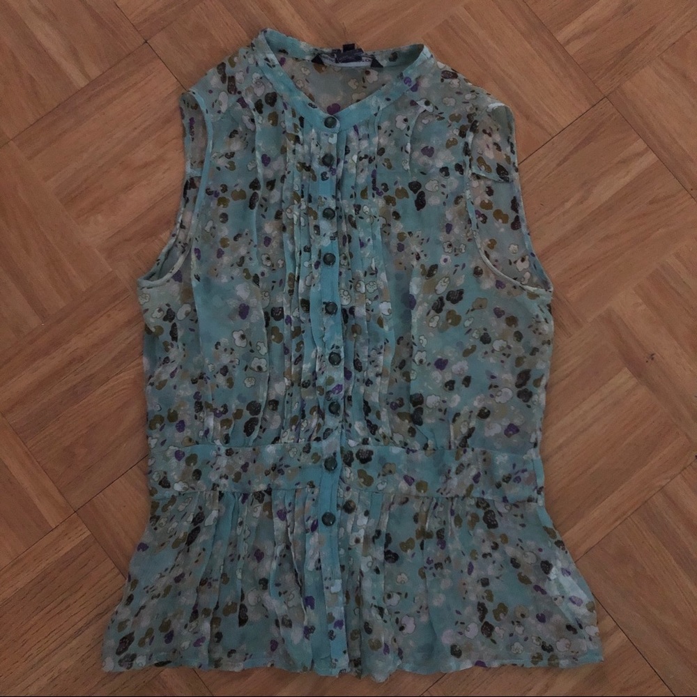 French Connection Silk sleeveless blouse!👡🥿👝